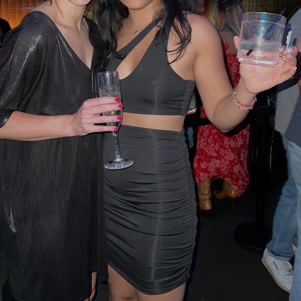 Cutout LBD